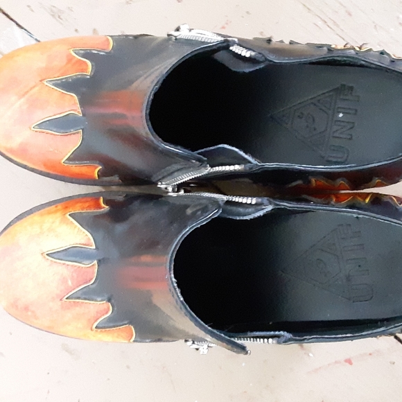 Fire walk with me! UNIF platforms size 8 - Picture 6 of 9